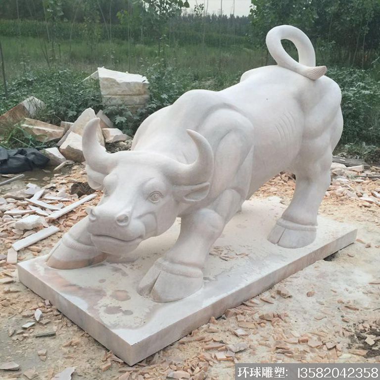 厂家生产定制晚霞红华尔街牛石雕 精致做工石牛 高品质石头雕刻动物雕塑